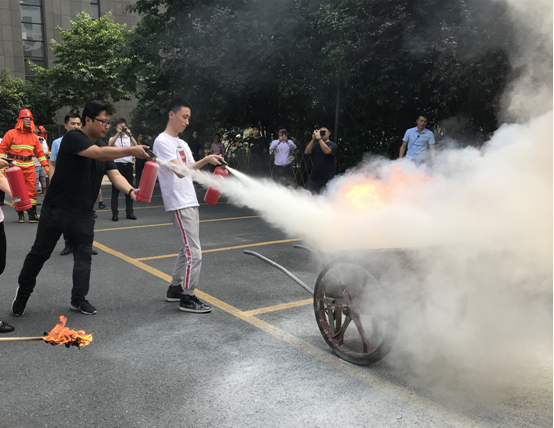 1528679821810757.png 1528679602(1).png