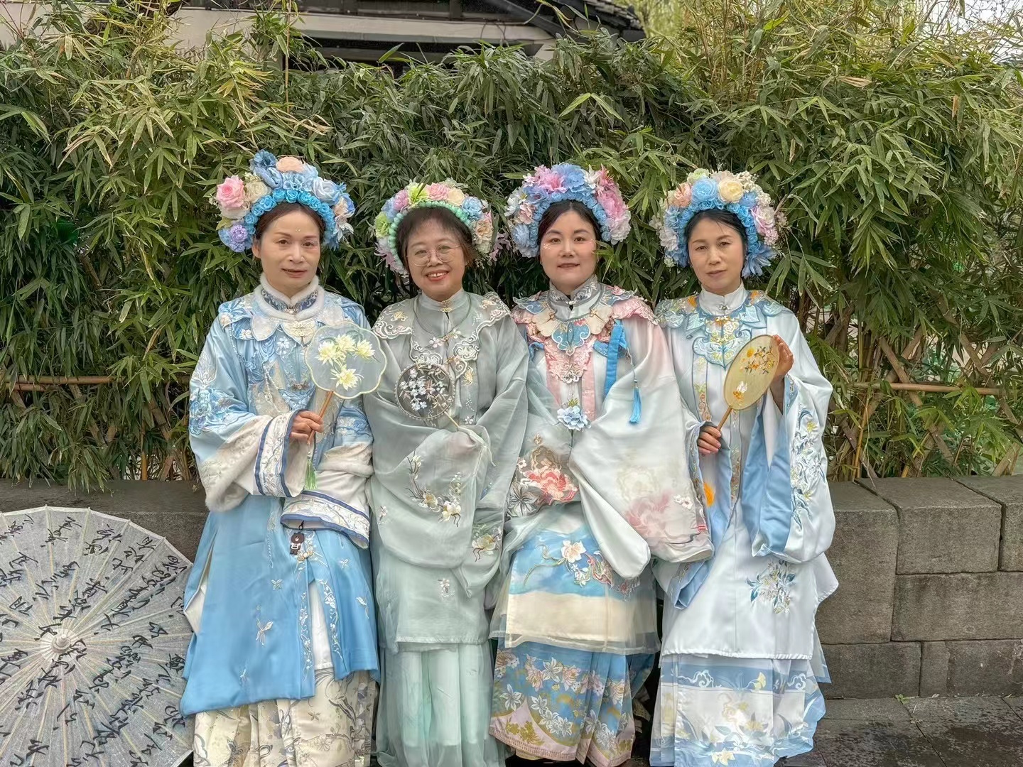 1710813707480727.jpg 57e6a213418ad6bf2f44bc8612dfcfb.jpg